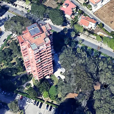 Exclusive Beachfront House * Almada