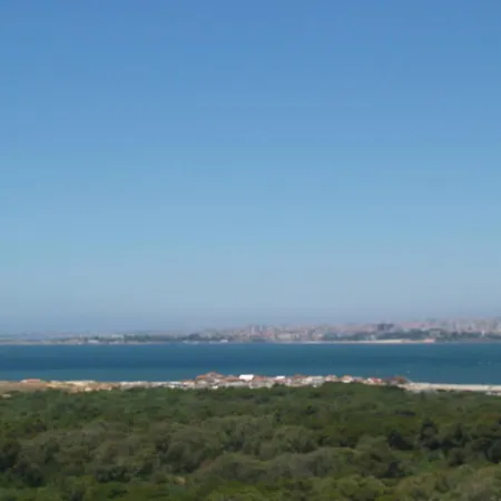 Daire Exclusive Beachfront House Almada