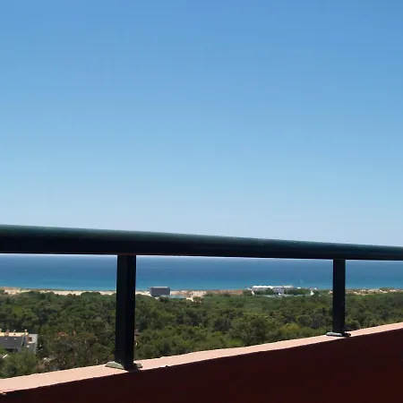 Daire Exclusive Beachfront House *