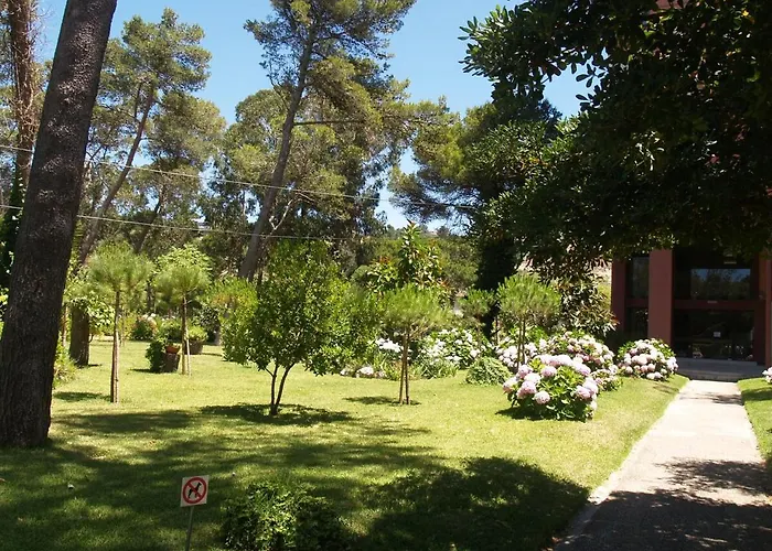 Exclusive Beachfront House * Almada